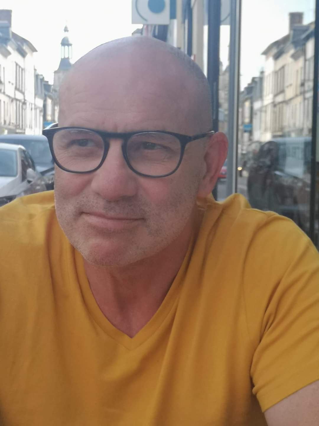 Naoufal - Les Bons Villers - Hainaut | Rencontre